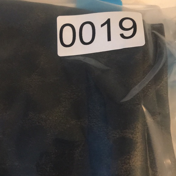 Spanx Leggings Womens Small Leopard Shine Faux Leather Animal Print 20270R Luxe - Picture 14 of 14